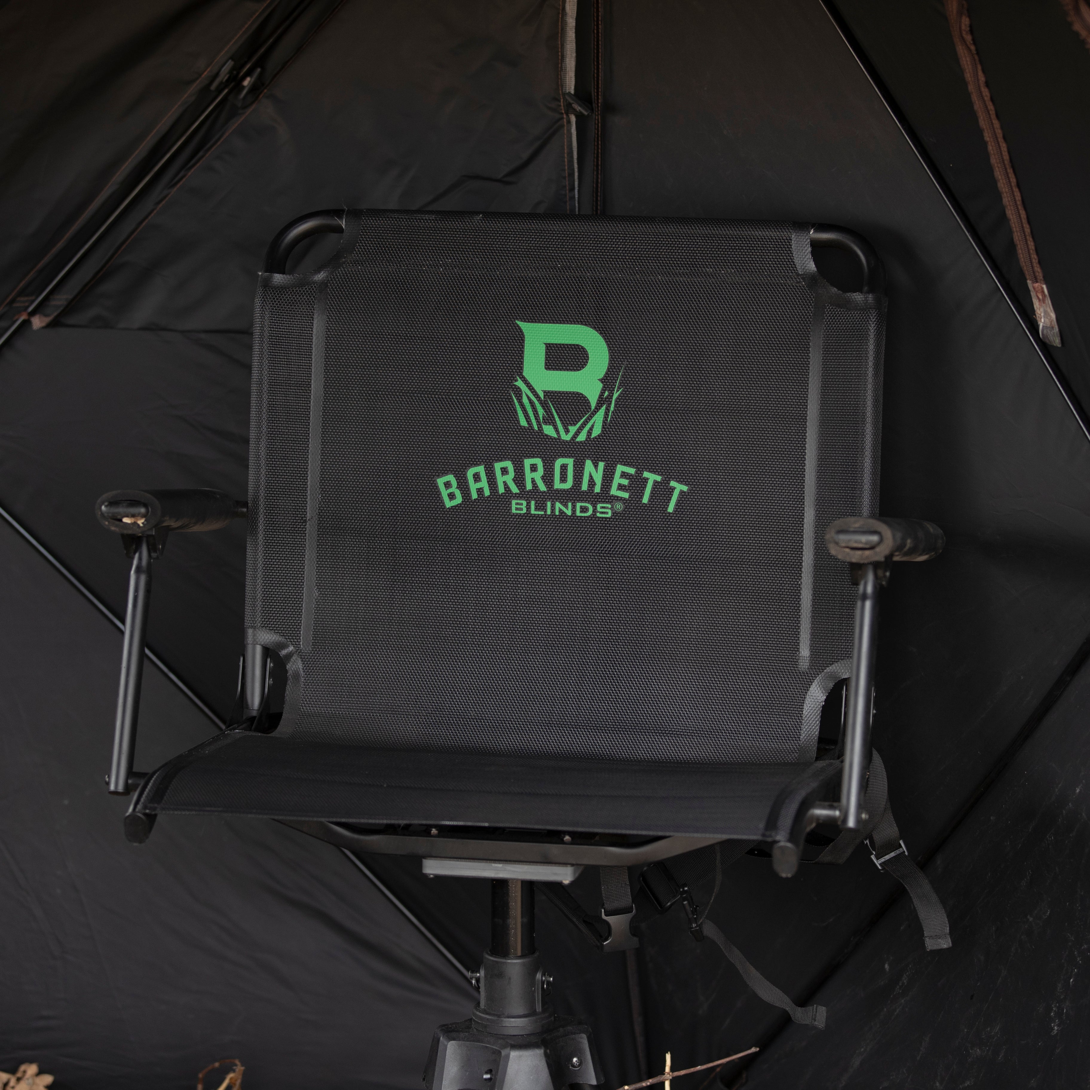 360 Deluxe Wide Chair